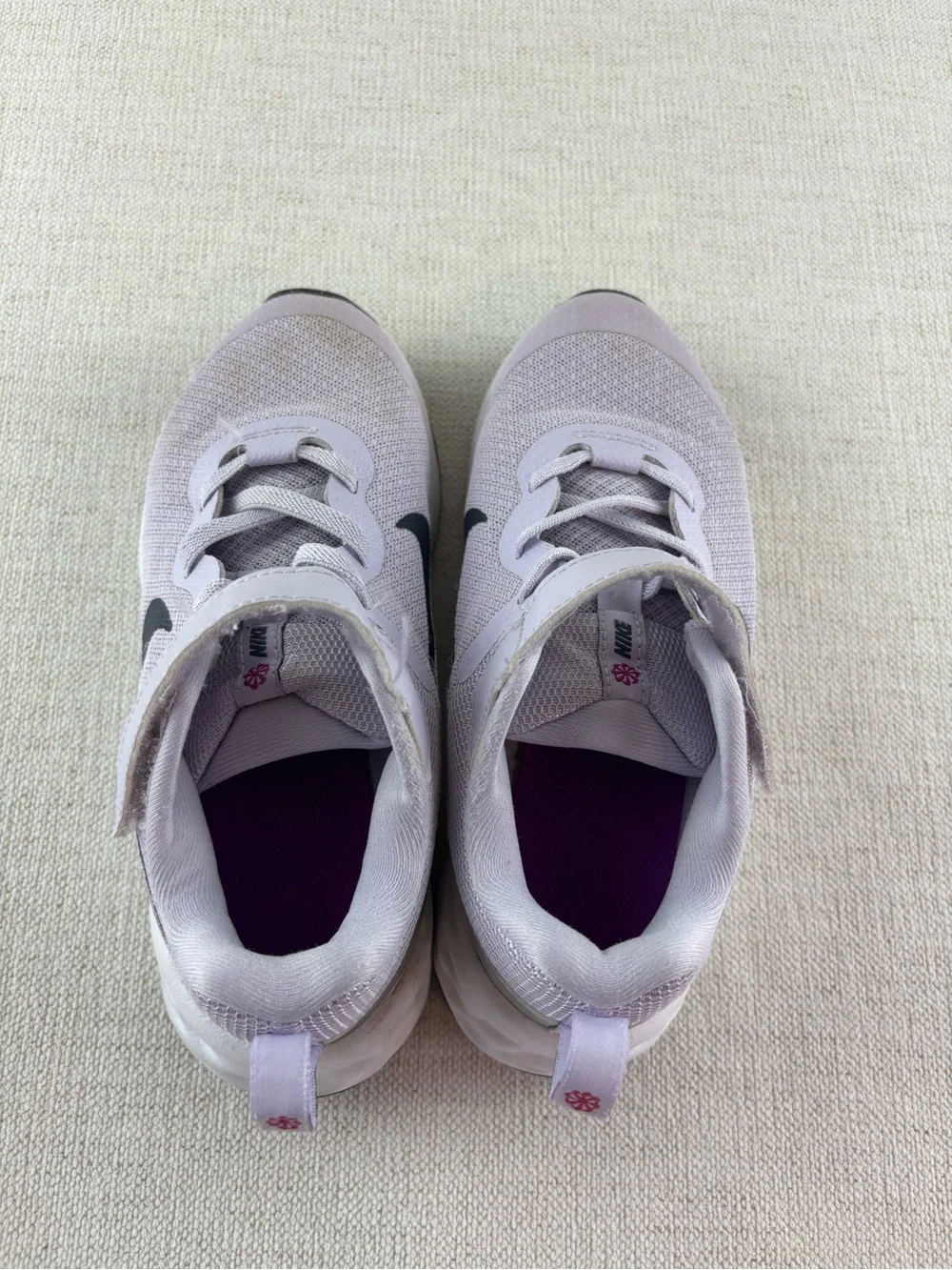 Nike gently used